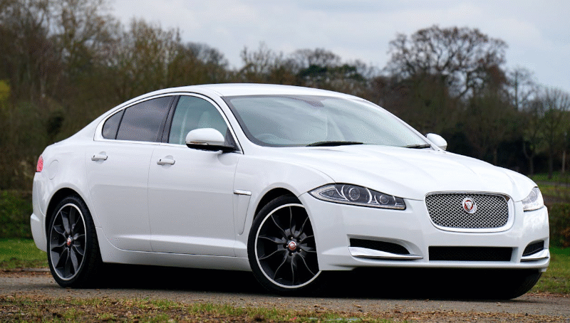 Jaguar XF 2025 vs 2024 Differences