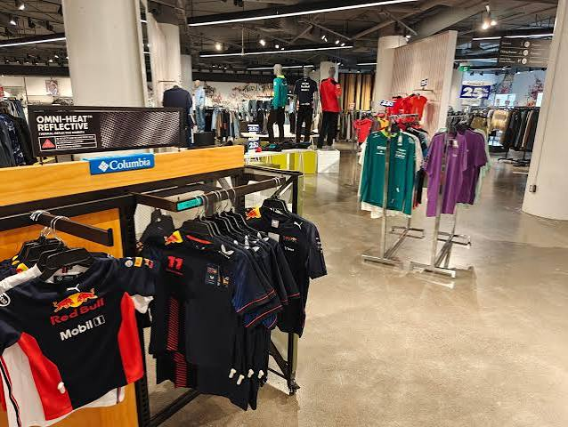 Ferrari F1 Shop